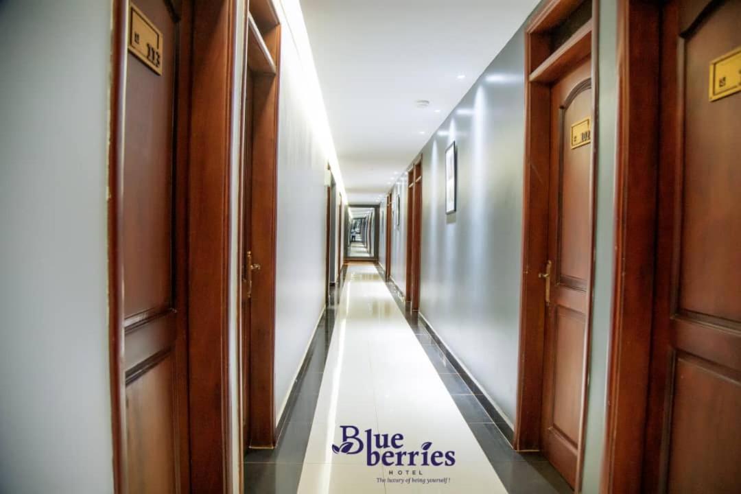 Blue Berries Hotel Entebbe Kültér fotó