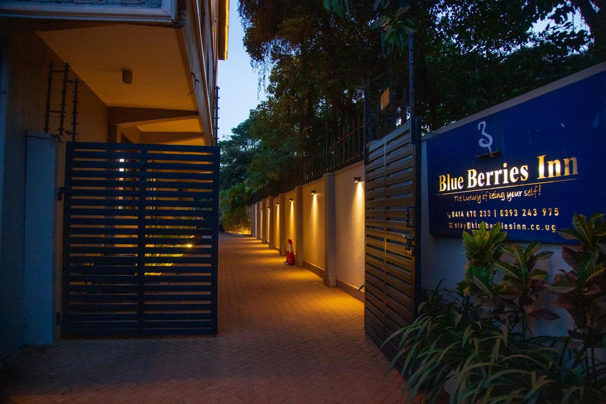 Blue Berries Hotel Entebbe Kültér fotó